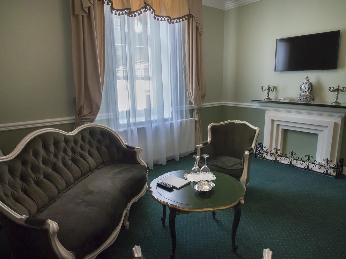 Maison Elysee Sibiu Ngoại thất bức ảnh