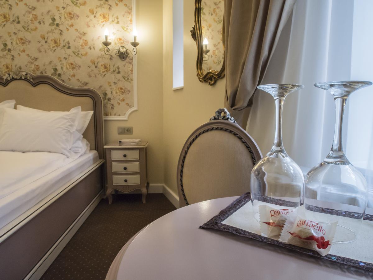 Maison Elysee Sibiu Ngoại thất bức ảnh