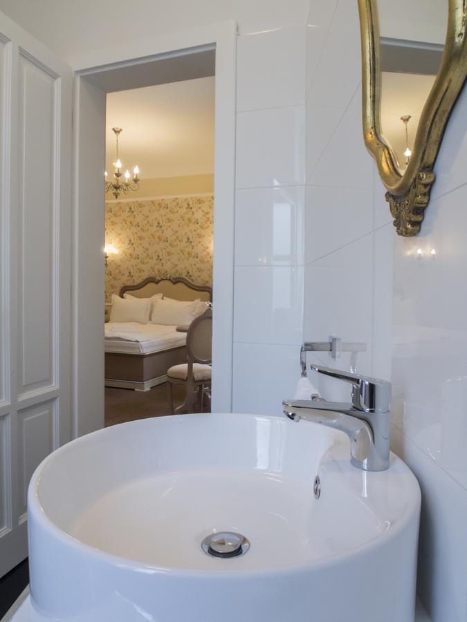 Maison Elysee Sibiu Ngoại thất bức ảnh