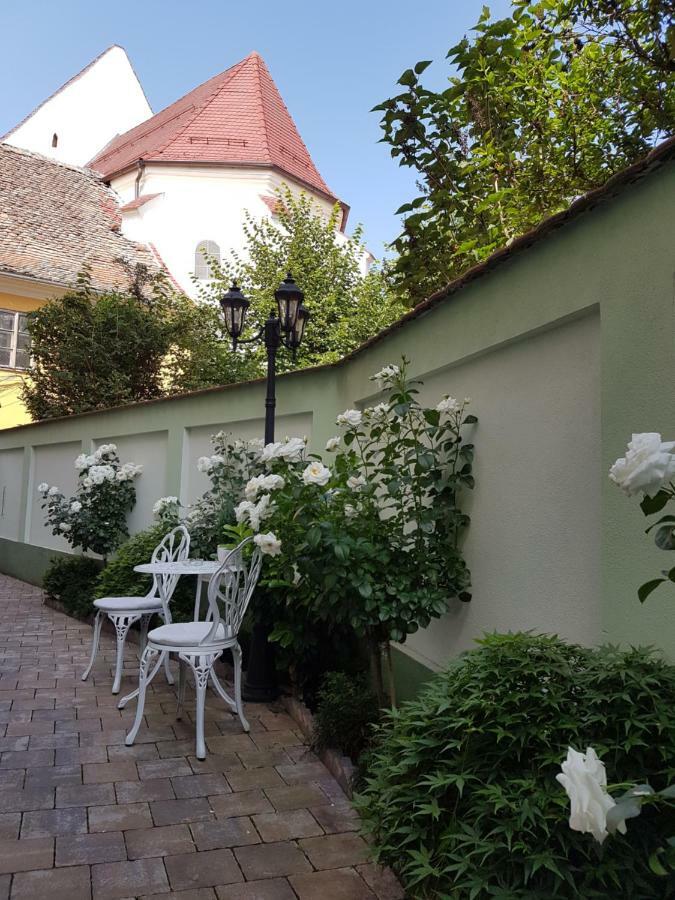 Maison Elysee Sibiu Ngoại thất bức ảnh